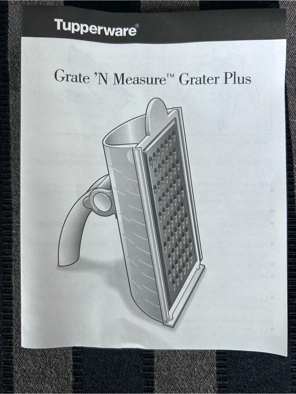 Tupperware Grate ‘N Measure Grater Plus